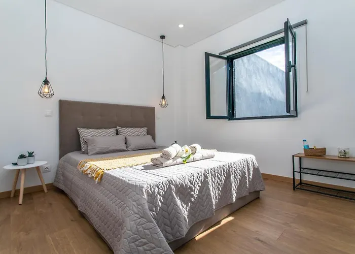 Carvao Pdl 3* Ponta Delgada