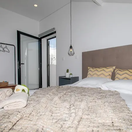 Carvao Pdl Ponta Delgada