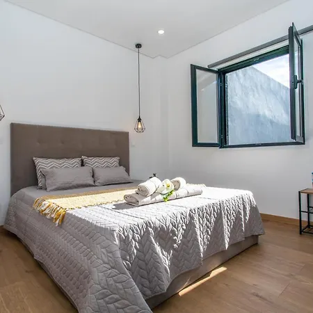 Carvao Pdl 3* Ponta Delgada