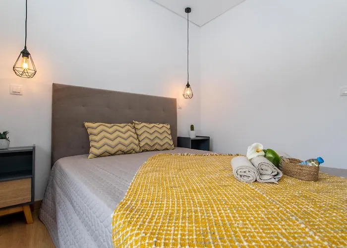 Carvao Pdl Ponta Delgada