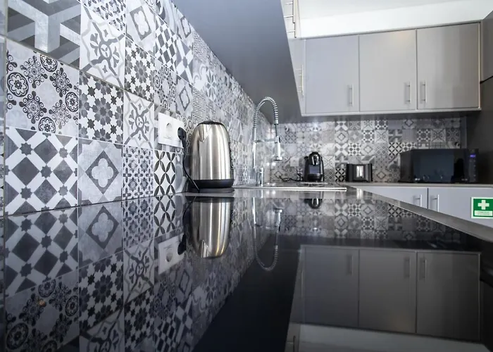 Carvao Pdl 3* Ponta Delgada