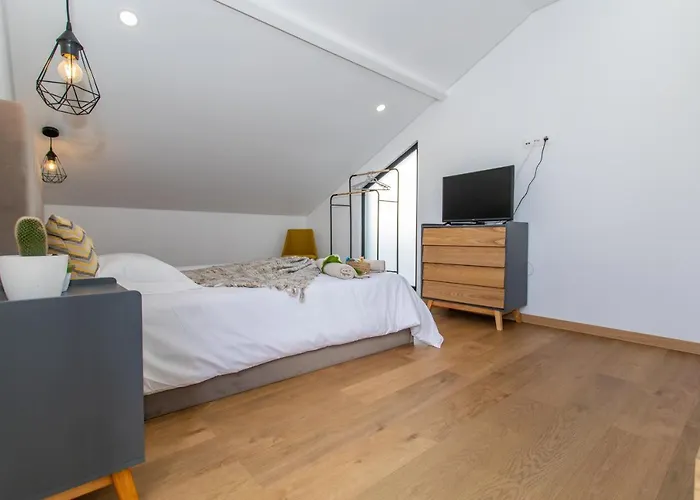 Gasthuis Carvao Pdl 3*